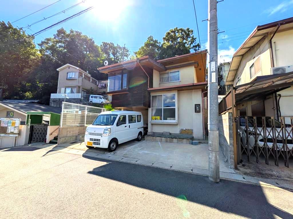 5LDK Wooden House for Sale near Misasagi Station, Kyoto - Thumbnail 2