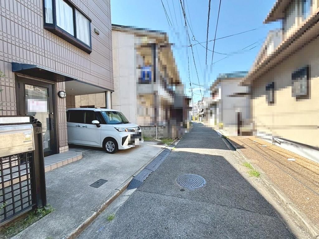 Spacious 4DK Steel-Frame House for Sale in Sakai, Osaka - Thumbnail 3