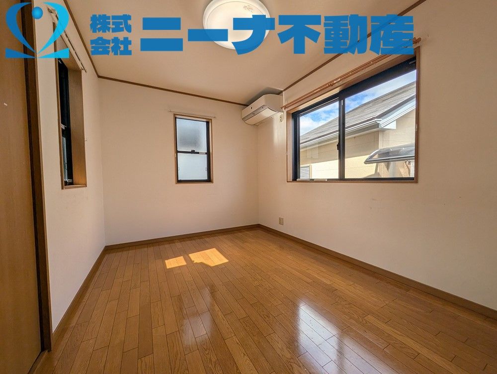 3LDK Corner Lot House in Kashiwara, Osaka | 16 Min Walk to Station - Thumbnail 4