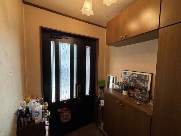 6DK Detached House on 244sqm Land near Komagatani Station, Hirakata - Thumbnail 2