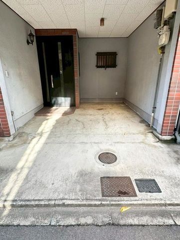 Renovated 4LDK House for Sale in Higashi-Osaka, Osaka - Thumbnail 3