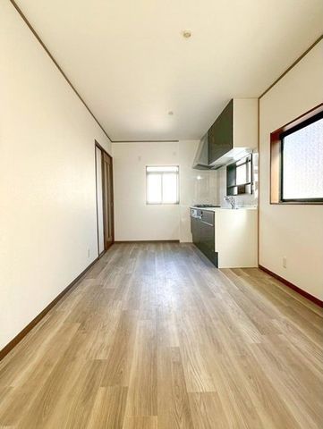 Renovated 4LDK House for Sale in Higashi-Osaka, Osaka - Thumbnail 4