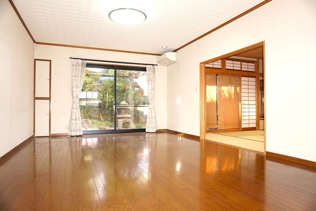 6LDK All-Electric House in Naka Ward, Okayama City - Thumbnail 2