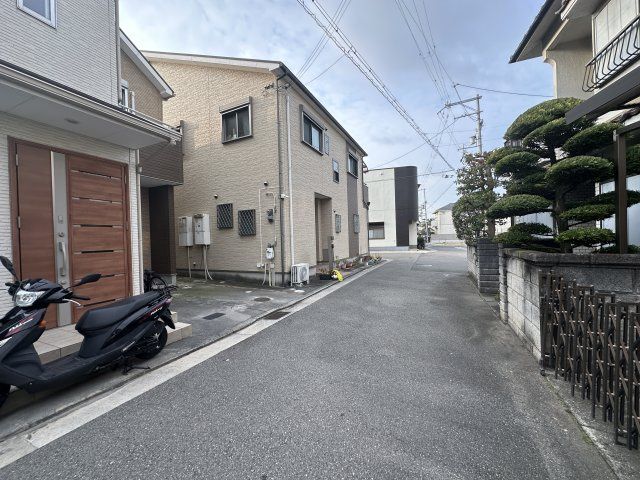 Move-in Ready 3LDK House near Karahashi Station, Takaishi - Thumbnail 4