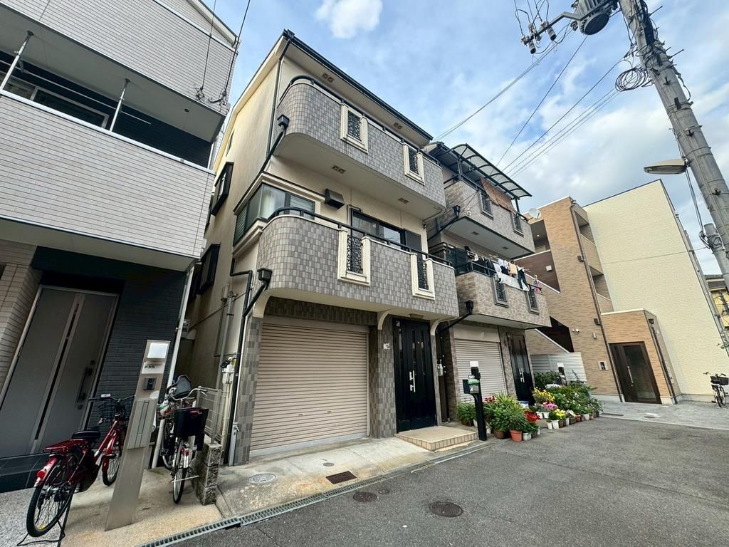 Renovated 5LDK House Near Korien Station, Neyagawa, 120.96 sqm - Thumbnail 2