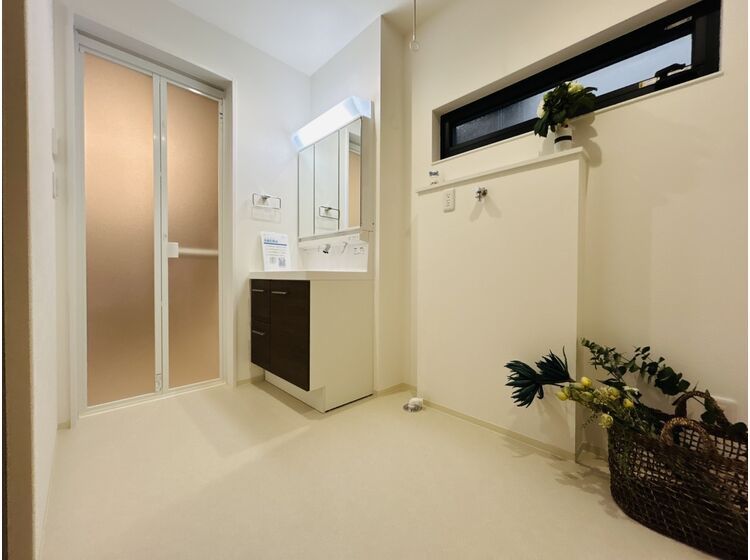 5LDK Modern House Near Akajujimae Station, Fukui City - Thumbnail 4