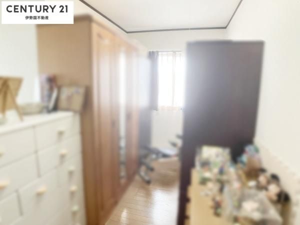 5DK Corner Lot House for Sale in Yokkaichi, Mie - Thumbnail 4