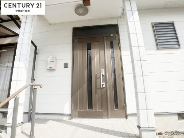 5DK Corner Lot House for Sale in Yokkaichi, Mie - Thumbnail 3