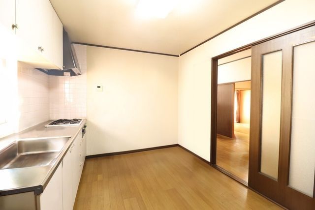 5DK House for Sale in Yokkaichi, Mie - 127 sqm - Thumbnail 4