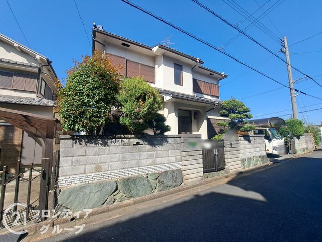 4LDK House Near Tomio Station in Nara City - Thumbnail 2
