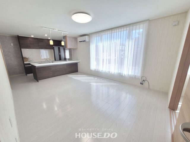 Modern 4LDK House in Kitami, Hokkaido - 105 sqm - Thumbnail 4