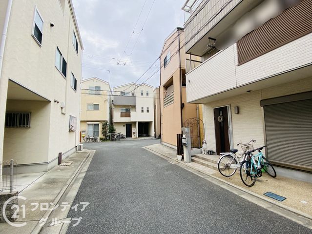4LDK House in Kadoma, Osaka - 114 sqm on Corner Lot - Thumbnail 4