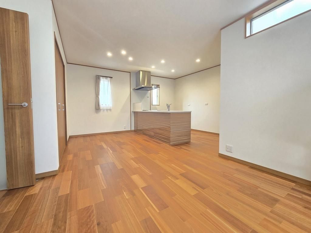 Modern 3LDK House for Sale in Miyazaki City, Miyazaki - Thumbnail 4