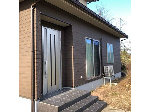 Spacious 4LDK Two-Generation House for Sale in Echizen Town, Fukui - Thumbnail 2