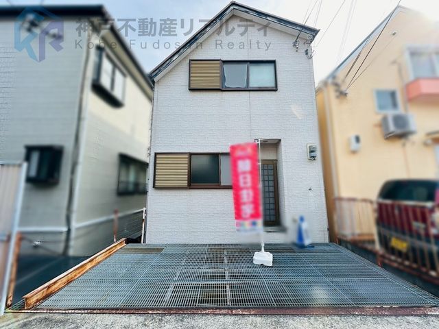 5LDK Detached House for Sale in Kobe's Hyogo Ward - Thumbnail 3