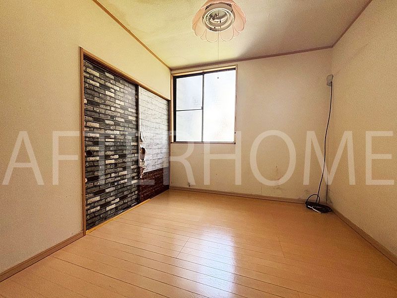 2DK Vacant House for Sale in Ukyo-ku, Kyoto | 37.41 sqm - Thumbnail 4