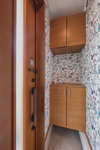 3-Story 3LDK House for Sale in Osaka Nishi Ward, Near Kujo Station - Thumbnail 3