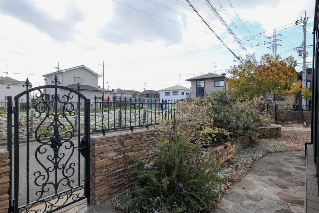 4LDK Modern House with Roof Terraces in Habikino, Osaka - Thumbnail 3