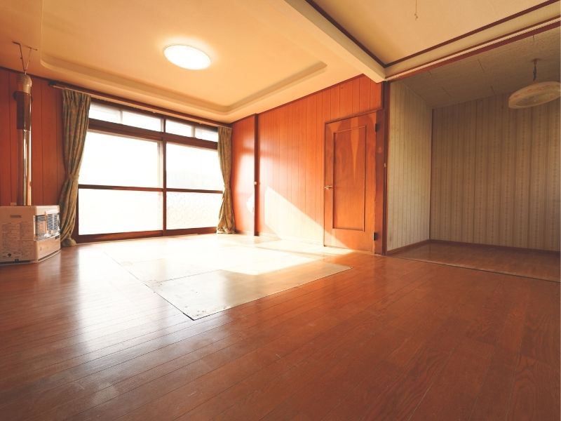 Spacious 6LDK Corner Lot House for Sale in Tomakomai, Hokkaido - Thumbnail 4