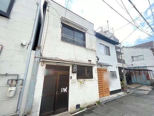 3K Wooden House for Sale in Higashinari Ward, Osaka - Thumbnail 3