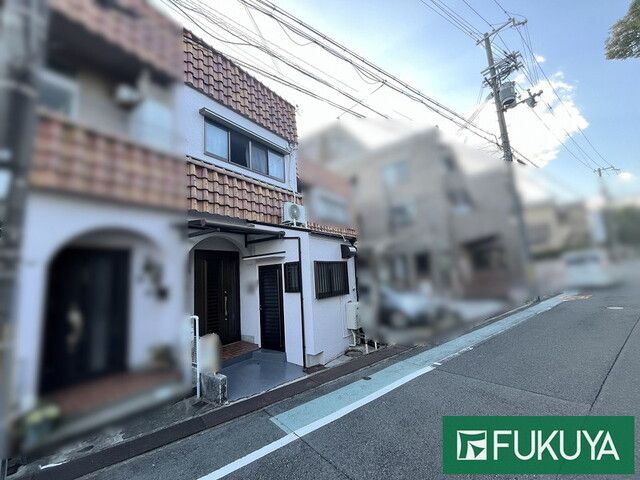 Renovated 4DK Terrace House for Sale Near Kandaibashi-mae Station, Suita - Thumbnail 3