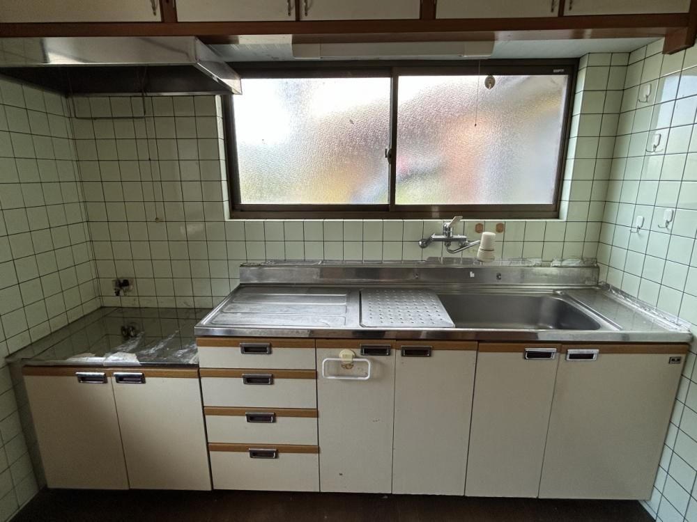4DK Single-Story House for Sale in Nakatsu City, Oita - 90.66 sqm - Thumbnail 4