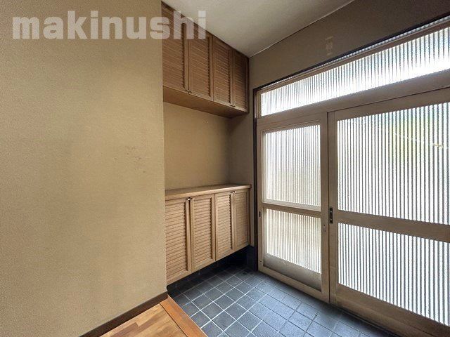4LDK Corner House with Tokonoma in Taishi Town, Osaka - Thumbnail 2
