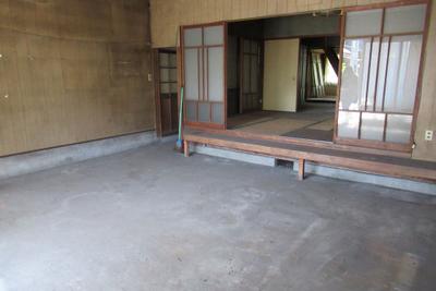 Property Information for Registration Number 199 — Interior, Niimi, Okayama