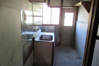 Property Information for Registration Number 199 — Interior, Niimi, Okayama