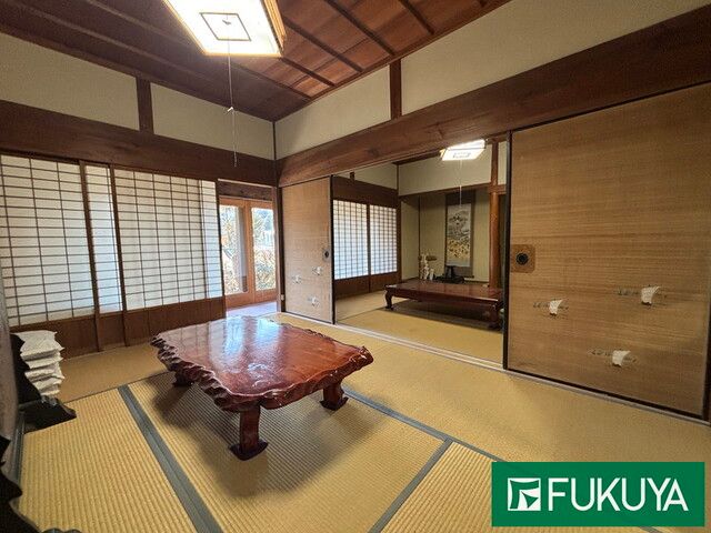 12SLDK House for Sale in Toge Shiraishi-cho, Nara City - Thumbnail 3