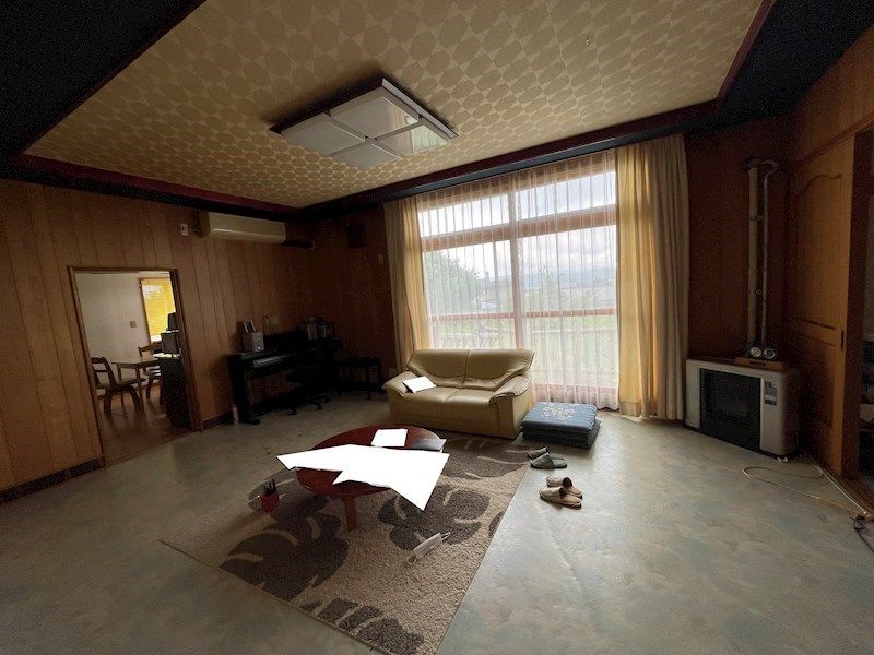 8LDK House for Sale in Kitami, Hokkaido - 105m² - Thumbnail 2