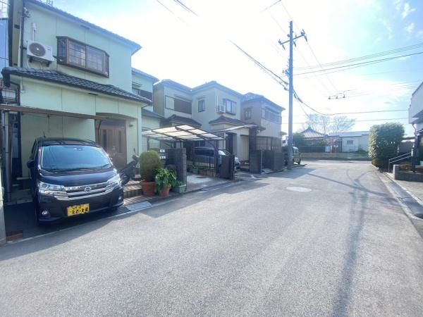 4LDK Used House for Sale in Wakayama City, Wakayama Prefecture - Thumbnail 2