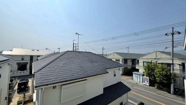 Renovated 3LDK RC House for Sale in Itami, Hyogo - Thumbnail 3