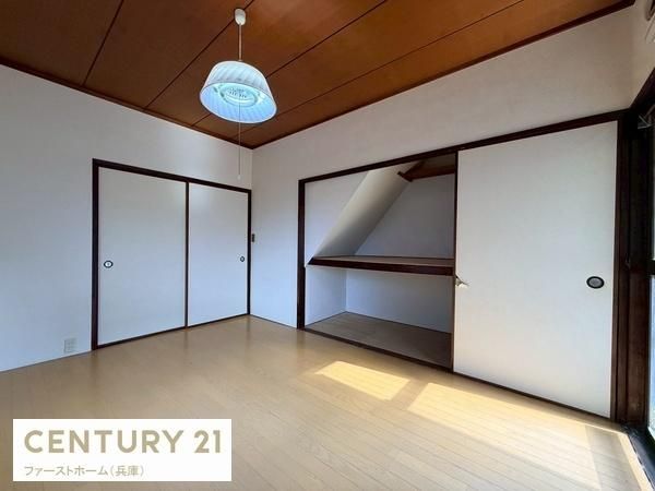 6DK Detached House for Sale in Himeji, Hyogo - Thumbnail 2