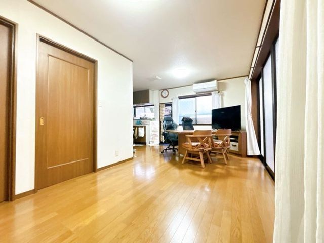 4SLDK House for Sale Near Ikenobe Station in Kawai Town - Thumbnail 3