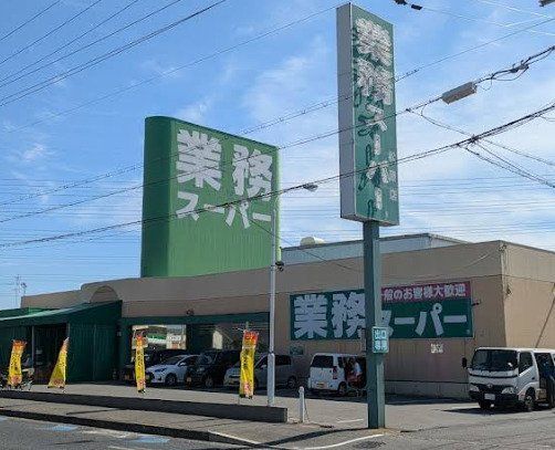 4LDK Detached House for Sale in Matsubara, Osaka - Thumbnail 3