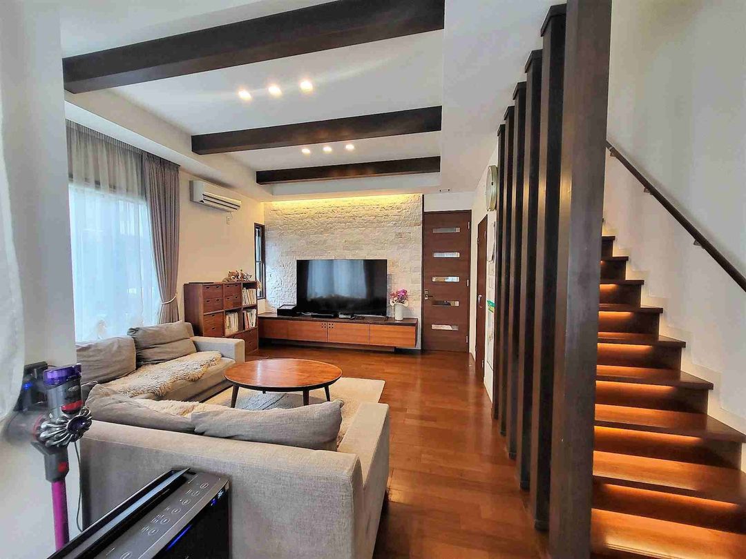 5SLDK Detached House for Sale in Hatsuga-no, Izumi City, Osaka - Thumbnail 2