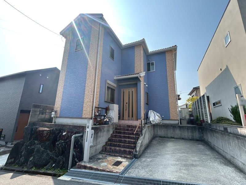 4LDK Detached House for Sale in Takatsuki, Osaka - Thumbnail 2