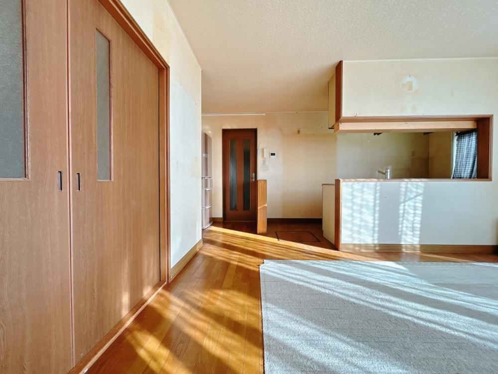 Renovated 3LDK House in Kushiro, Hokkaido with 3 Car Parking - Thumbnail 3