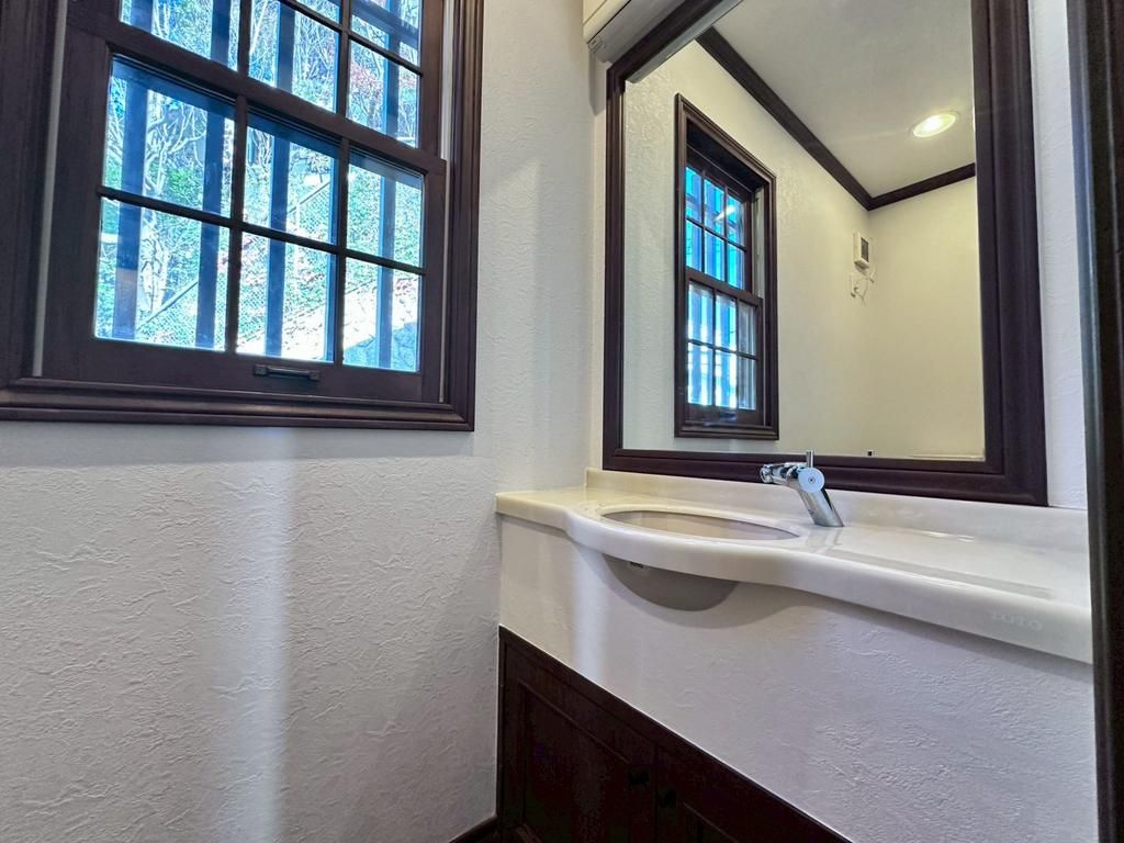 4LDK House for Sale in Kobe Nada Ward with Ocean View - Thumbnail 4