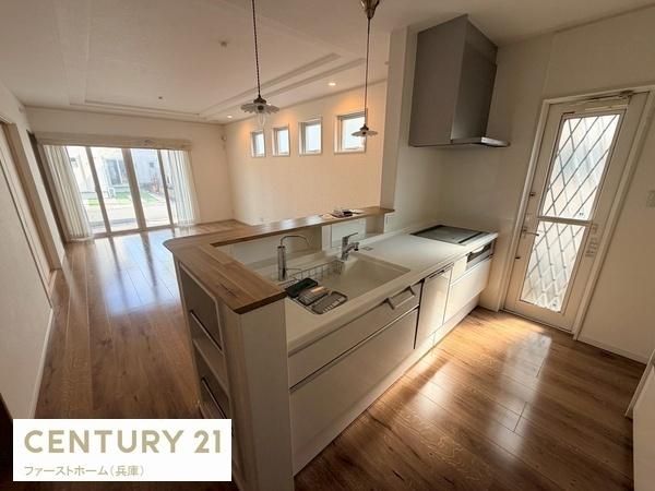 2016-Built 4LDK House with Carport in Taishi Town, Hyogo - Thumbnail 4