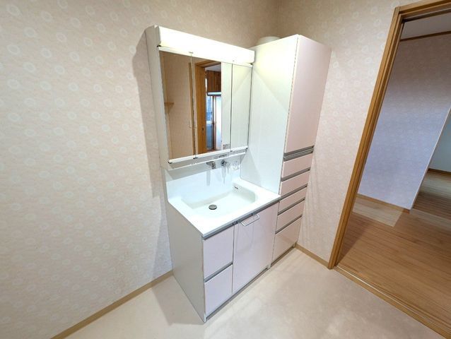 8SLDK Renovated House in Taka Town, Hyogo | 242 sqm - Thumbnail 3