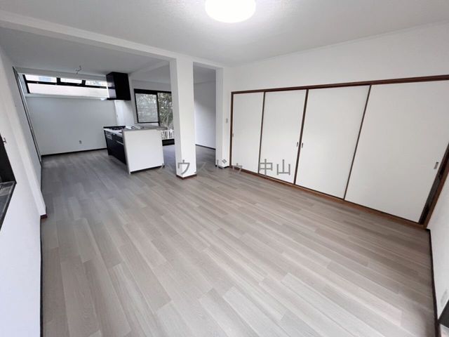 Renovated 4-Bedroom House in Aira City, Kagoshima - Thumbnail 2
