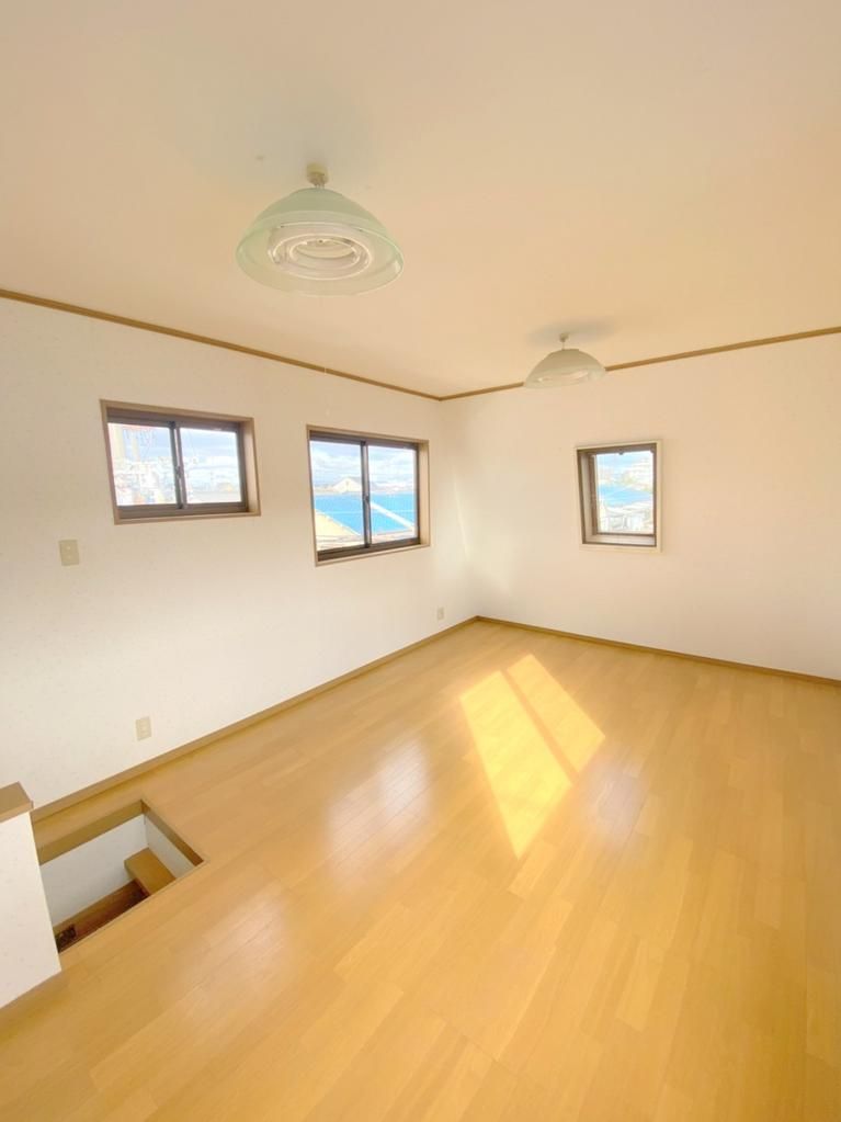 3LDK Terrace House for Sale in Daito City, Osaka - 4.8M Yen - Thumbnail 2