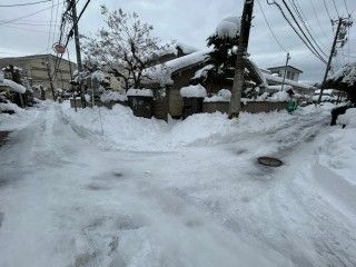 Renovated 3LDK House with Parking in Kanazawa's Honmachi - Thumbnail 2