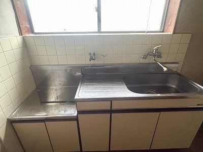 5DK Wooden House for Sale in Higashi-Osaka, Osaka - Thumbnail 4