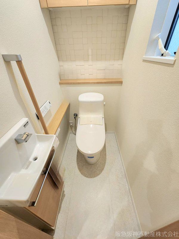 2LDK Detached House for Sale in Tennoji, Osaka - Thumbnail 4