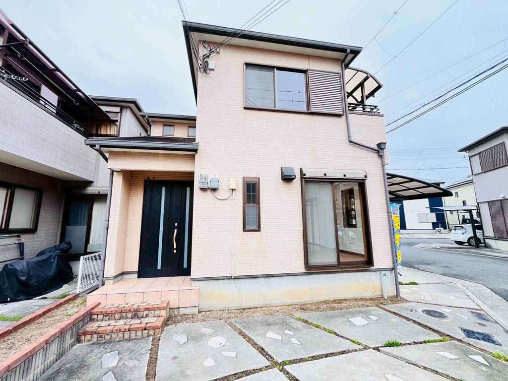 4LDK Detached House for Sale in Izumi City, Osaka - Thumbnail 2