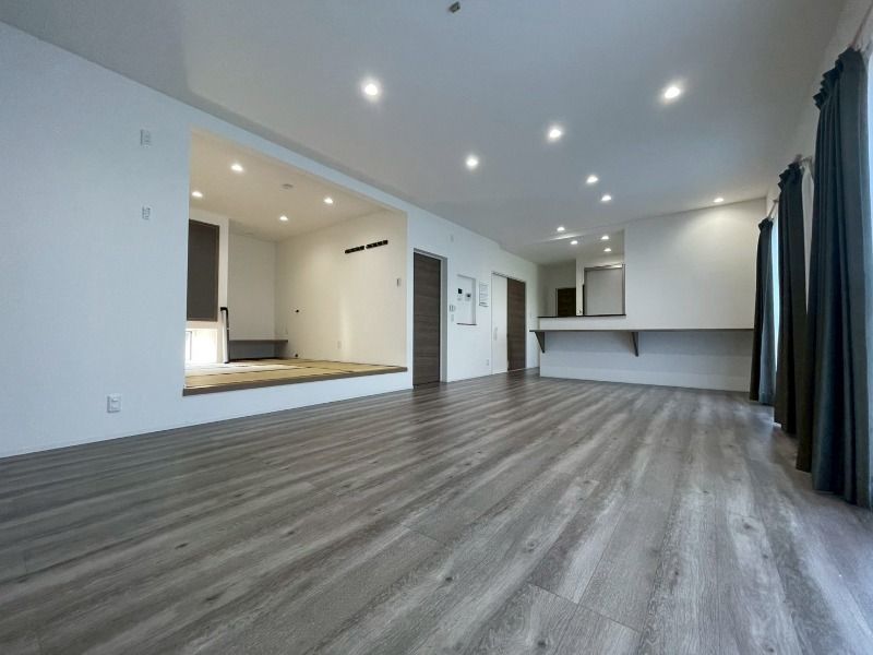Modern 4LDK House for Rent in Oshima, Kagoshima - Thumbnail 2