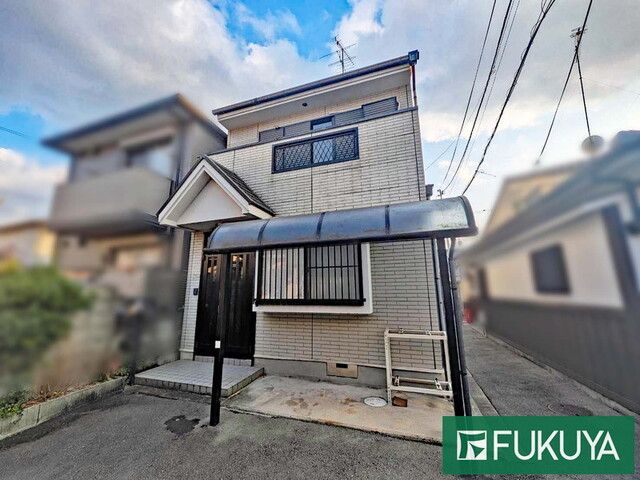 4DK Detached House for Sale in Kamigyo Ward, Kyoto - Thumbnail 2